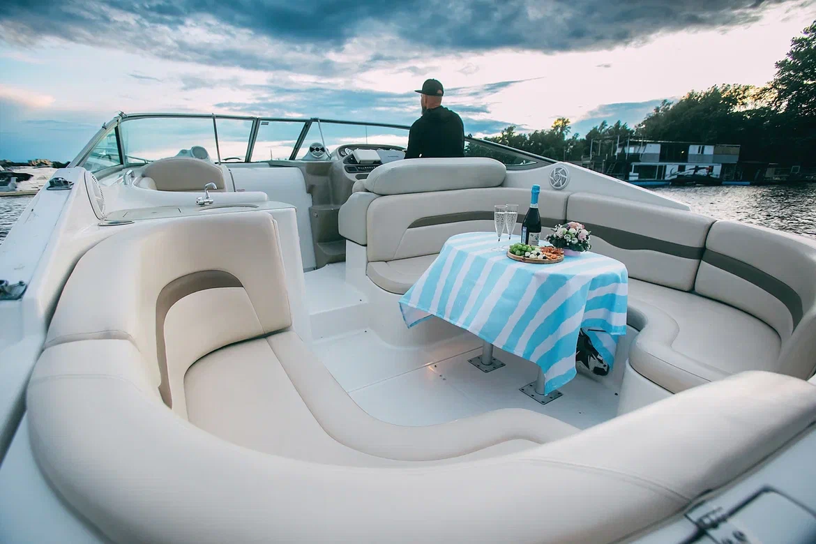 Аренда катера Chaparral 330 «Эфир» image- 7
